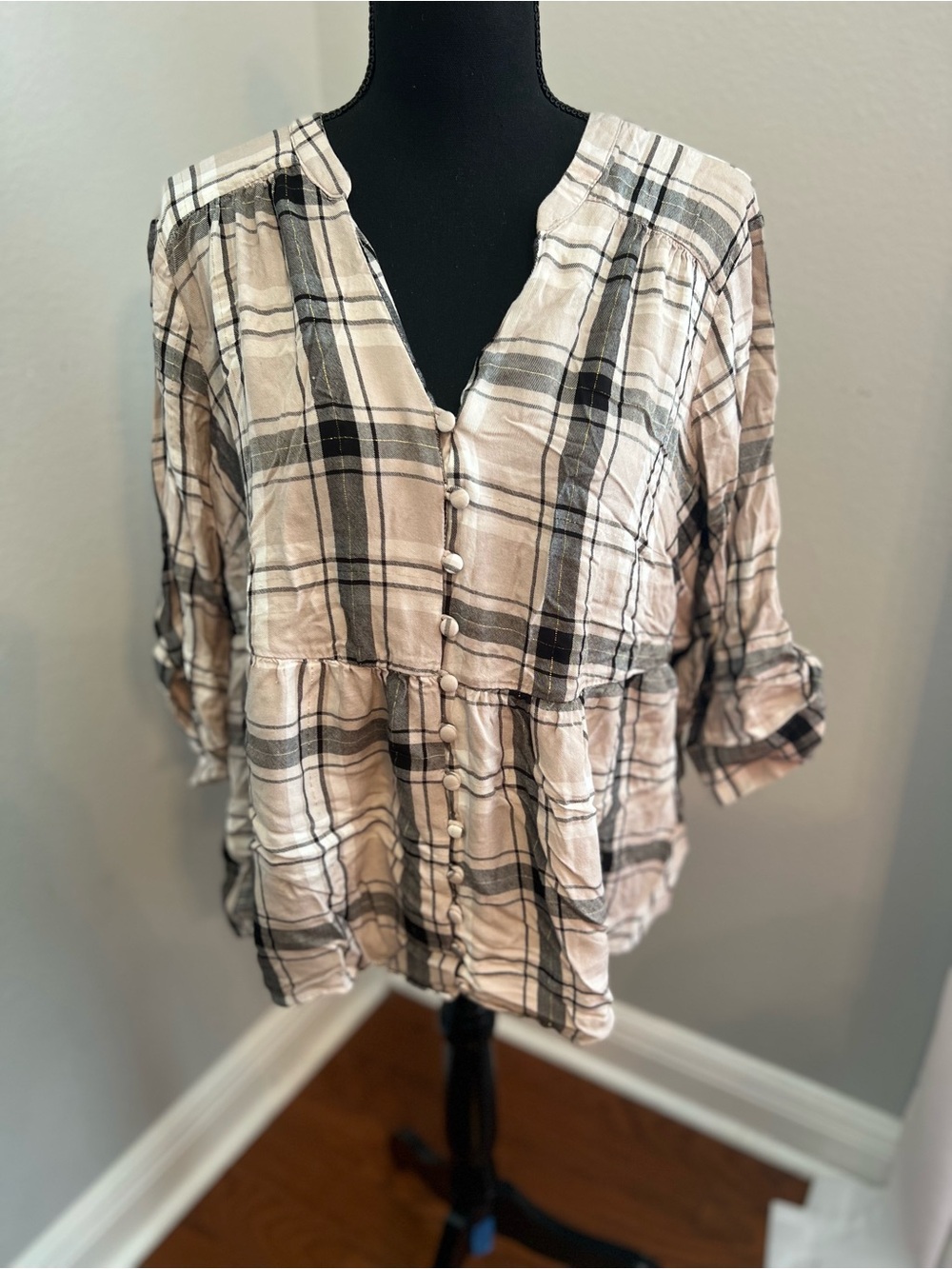 Torrid Plaid Button-Front Peplum Top - Beige/Black Size 2 (18/20)